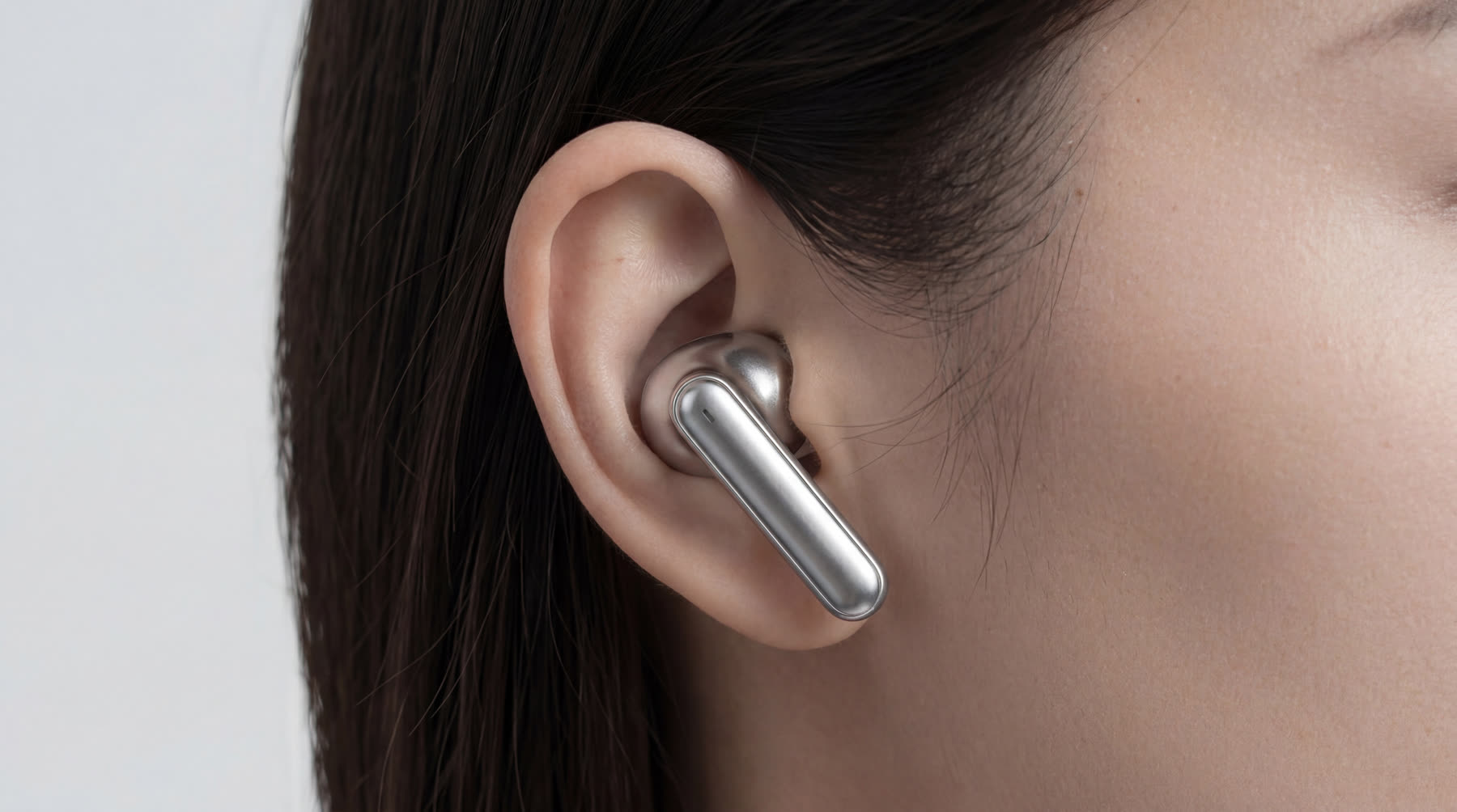 iFLYBUDS Pro 3 worn in ear